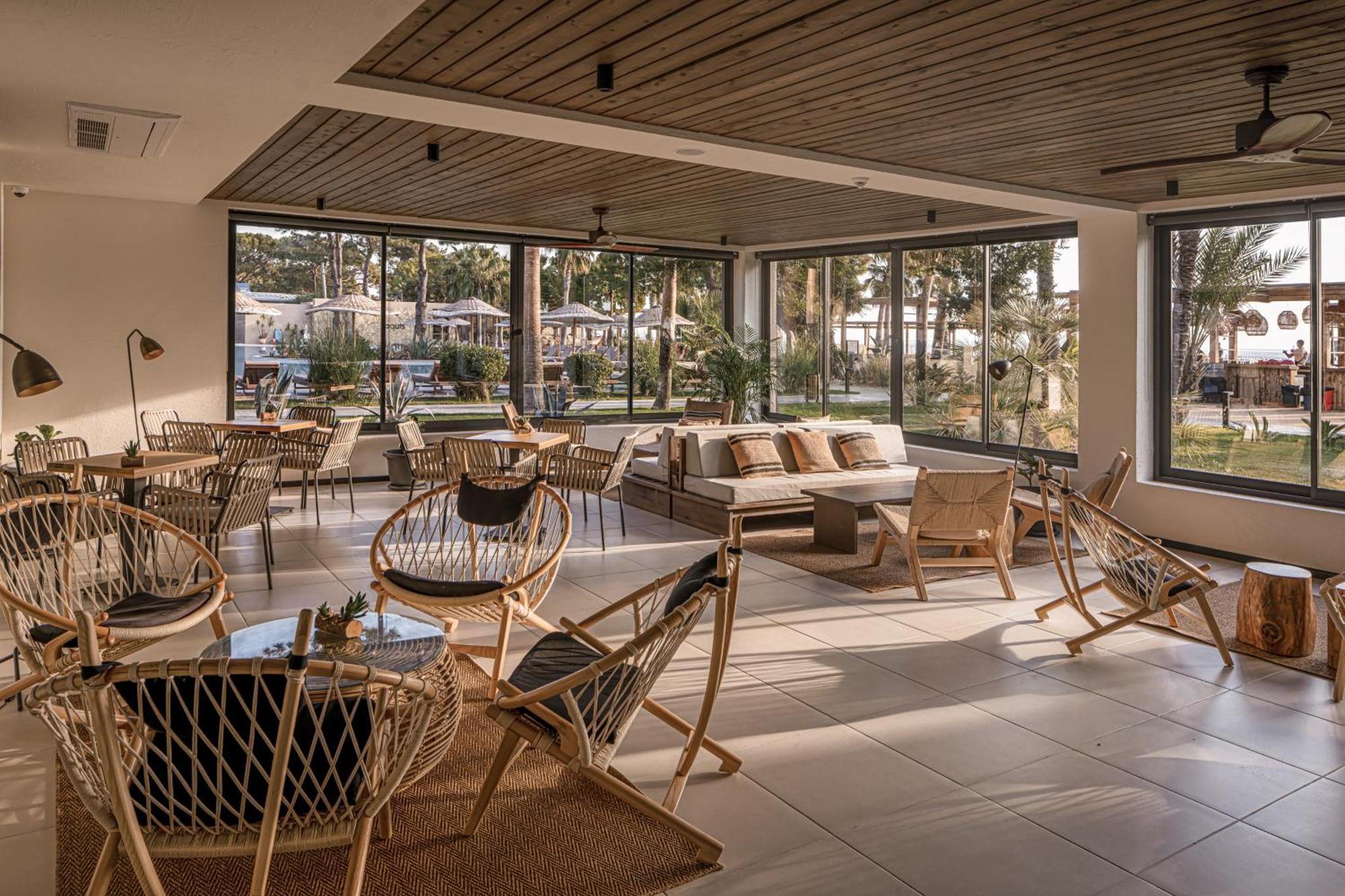 Balmy Beach Resort كمر المظهر الخارجي الصورة